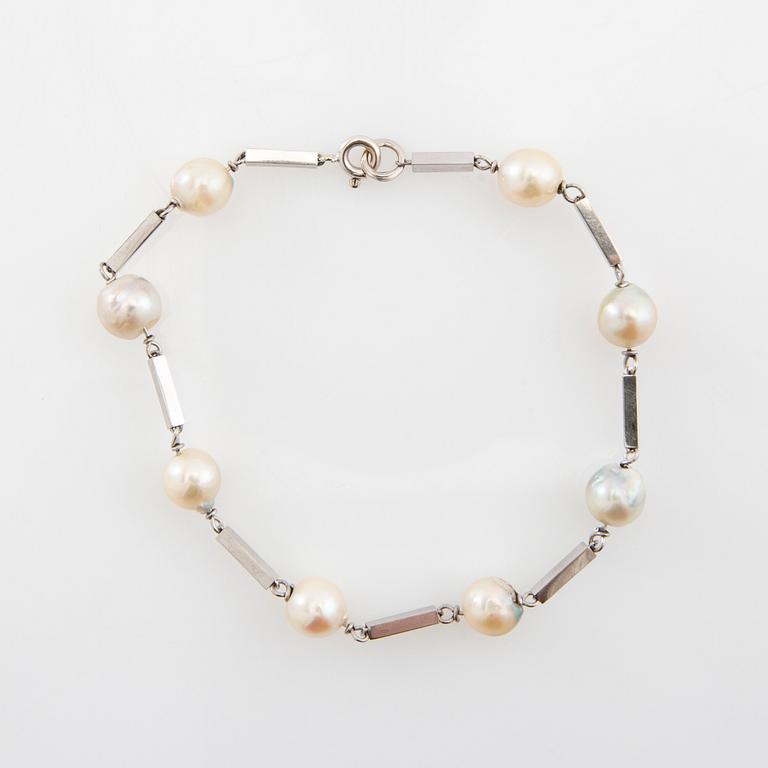 Heribert Engelbert, Bracelet 18K white gold with cultured pearls, Stockholm.