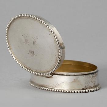 SNUSDOSA, silver, K. Anderson, Stockholm 1914. Vikt ca 64 gram.