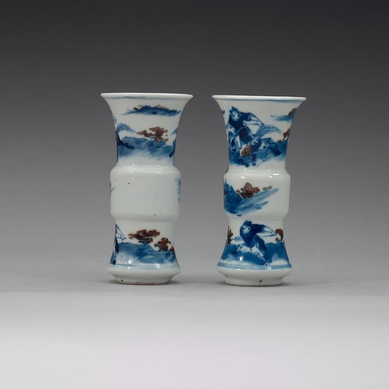 A pair of blue and white with red miniature vases, late Qing dynasty.