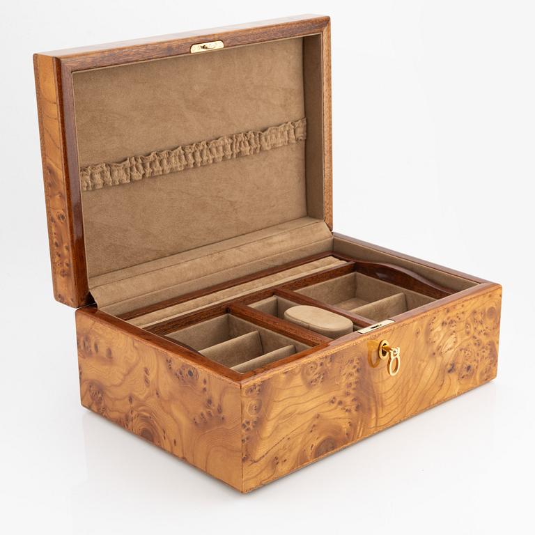 Jewellery box, with wood, Agresti, Italy.
