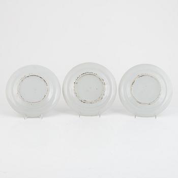 Seven pieces of canton porcelain, China, second half of the 19th century.