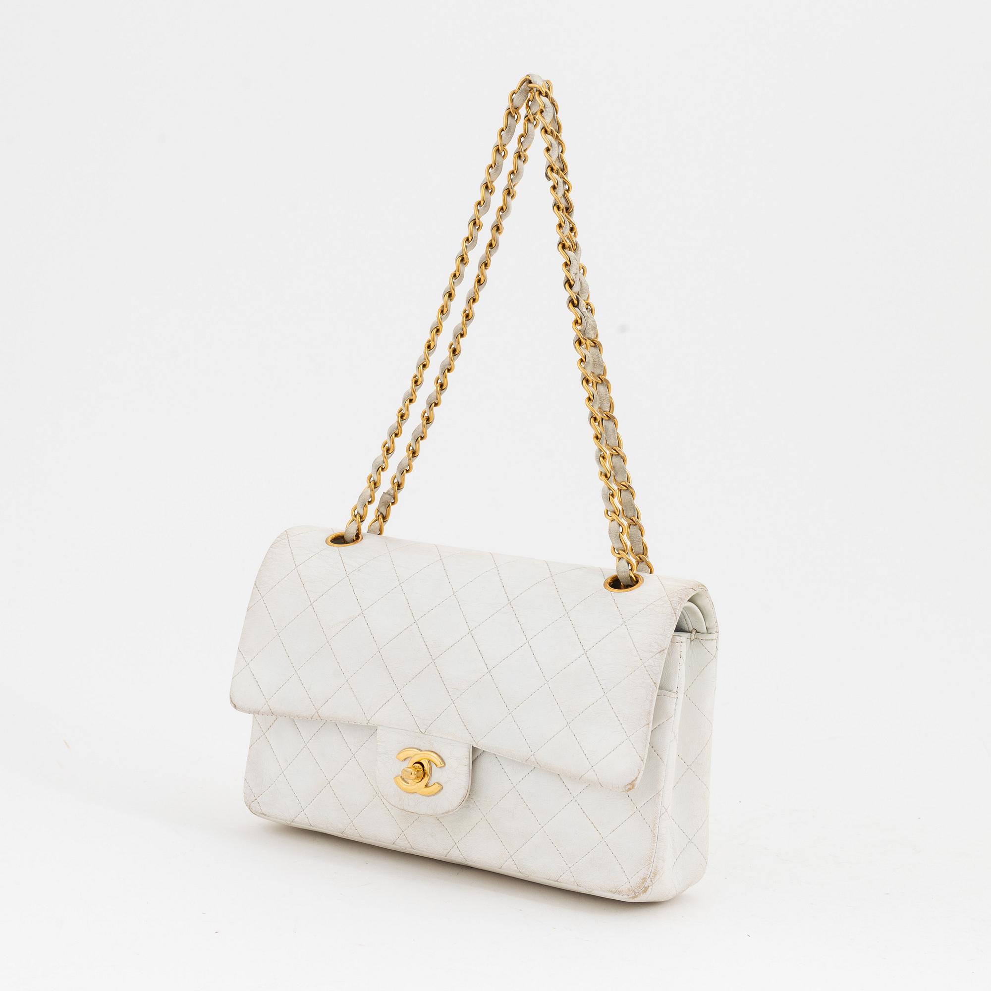 Chanel, väska, "Classic medium Double Flap Bag", år 1996.