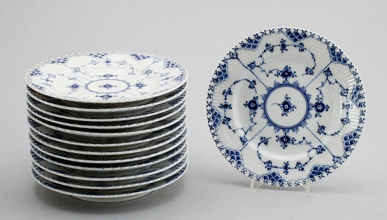 ASSIETTER, 13  st, porslin, Royal Copenhagen.