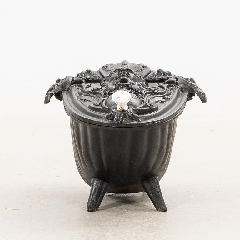 Coal box, 20th century, cast iron.