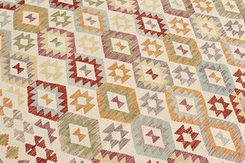 A rug, Kilim, ca 302 x 204 cm.