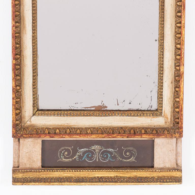 A late Gustavian mirror, circa 1800.