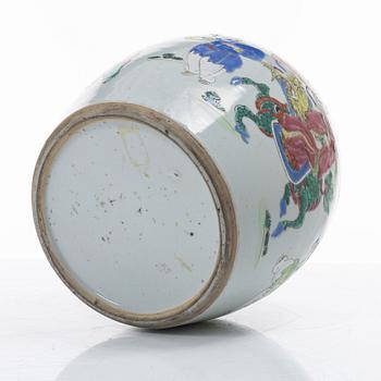 Bojan med trälock med nefrit, Kina sen Qingdynasti.