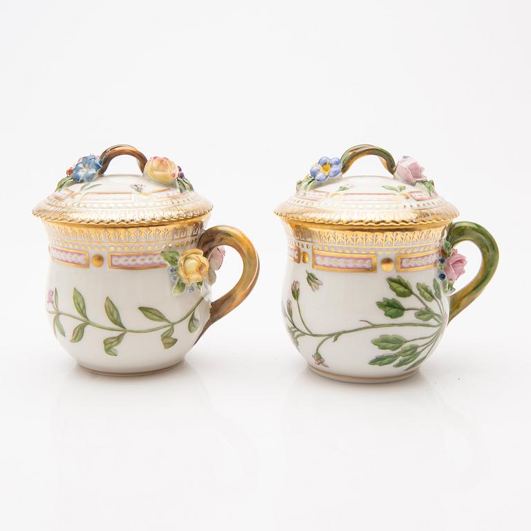 Cream cups with lids and saucers, 2 pcs, "Flora Danica", Royal Copenhagen, Denmark, 20th century.