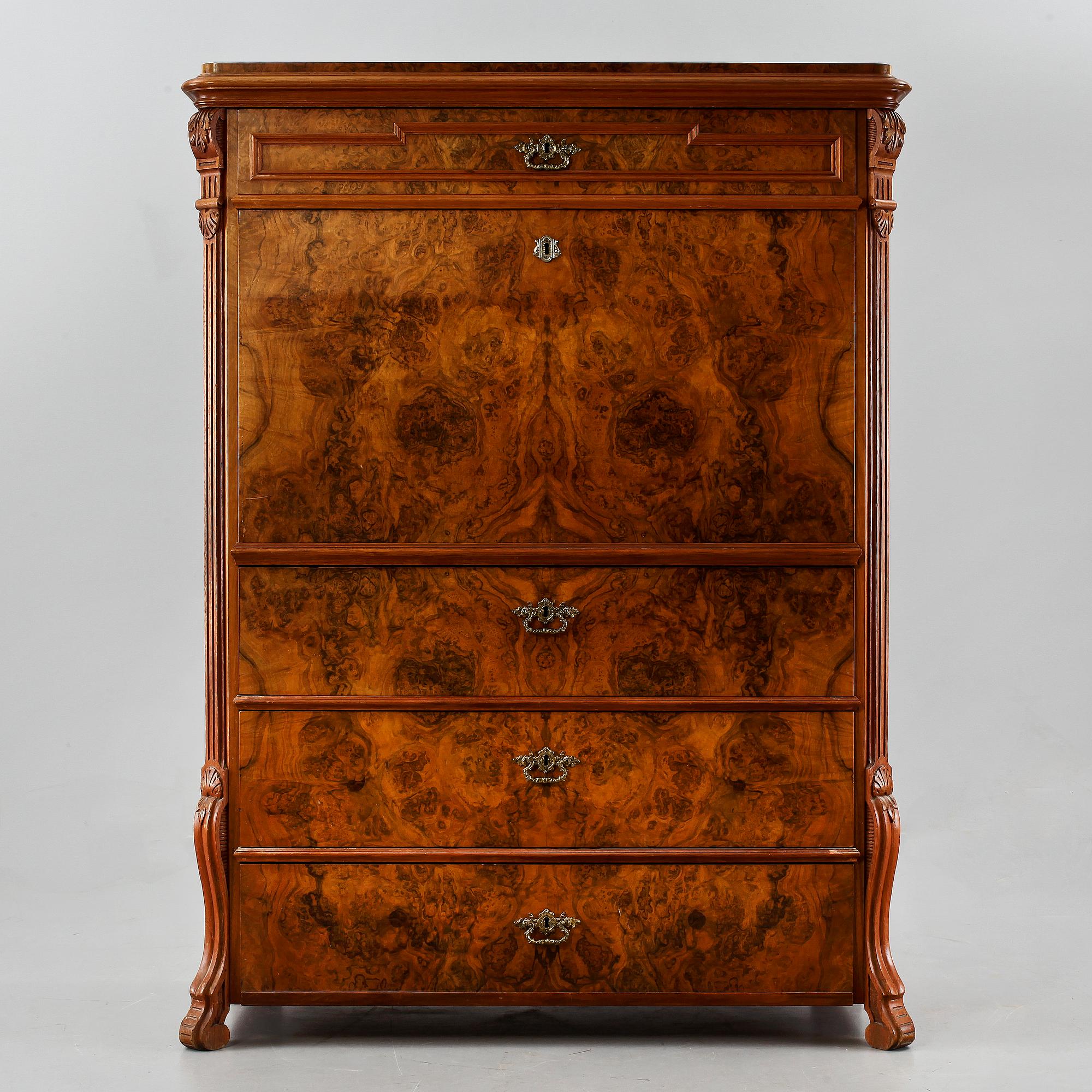CHIFFONJE, nyrenässans, 1800-talets andra hälft.