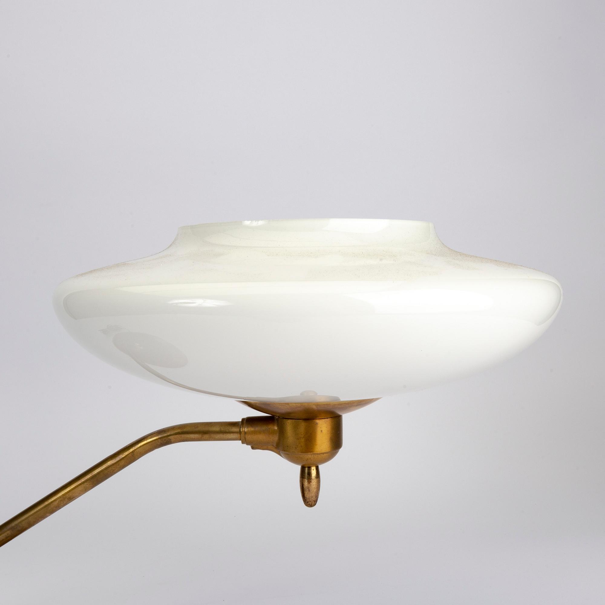 Bordslampa möjligen USA 1900-talets mitt.