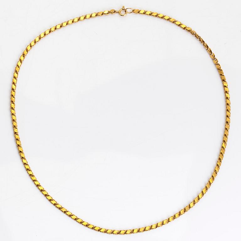 Necklace, 21K gold, Damascus, Syria.