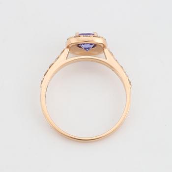 Tanzanite and diamond ring.