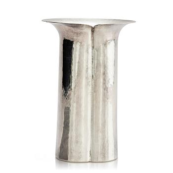 560. Sigurd Persson, a sterling silver vase, Stockholm 1977.