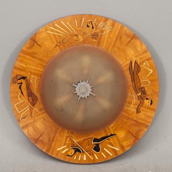 TAKLPLAFOND, Mjölby intarsia. 1900-talets första hälft.