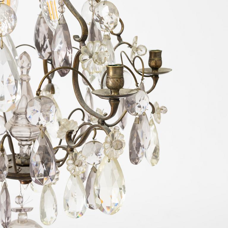A Rococo style chandelier, early 20th Century.