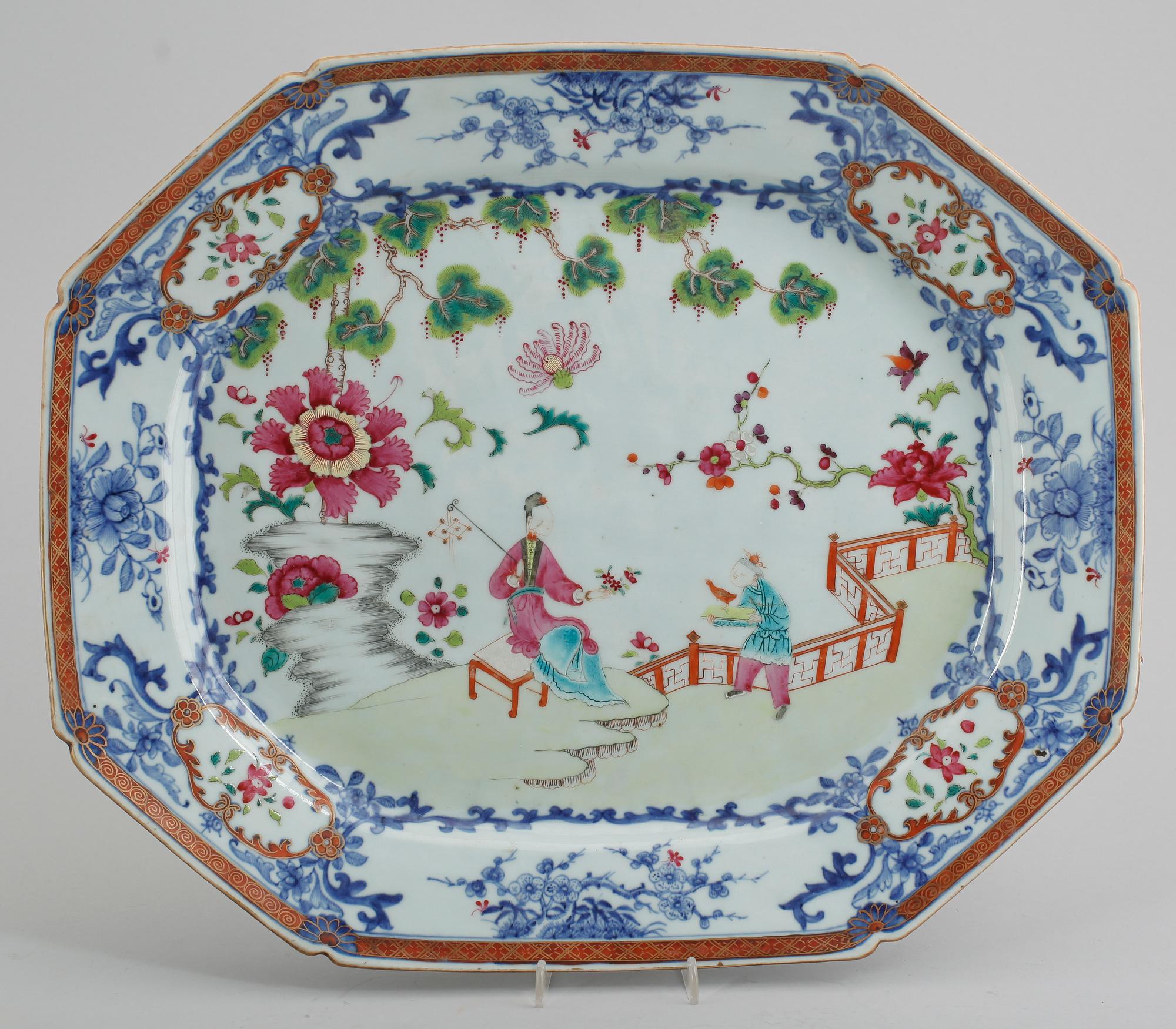 STEKFAT, porslin, Kina, Qianlong 1736-1795.