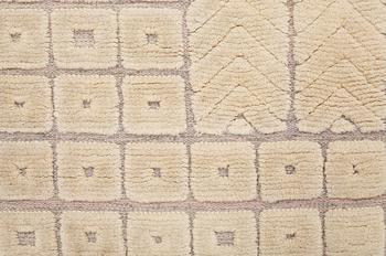 INGRID HELLMAN-KNAFVE , MATTO, "Haga", knotted pile in relief, ca 215 x 125,5 cm, signed IHK (Ingrid Hellman-Knafve), Sweden the 1950'-60's.