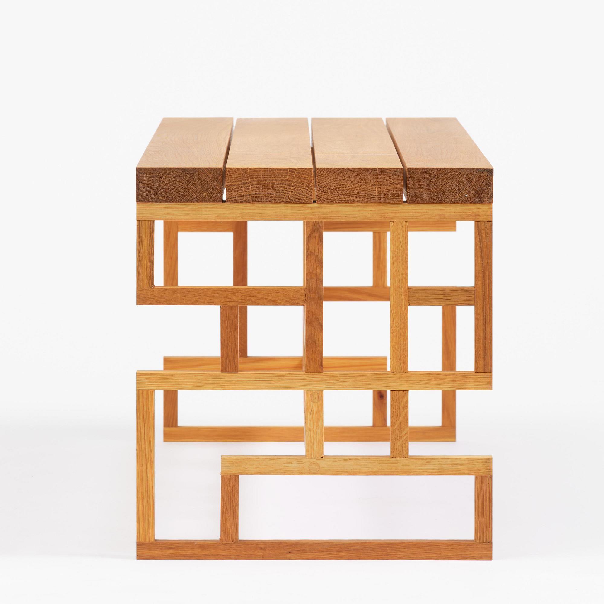 Ernst Billgren, a "Tjyvar" bench, ed. 41/51, Asp Snickeri, Stockholm 2006.