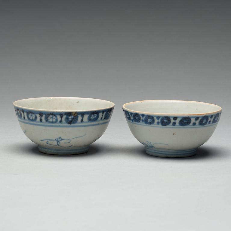 Two blue and white bowls, Ming dynasty (1368-1644).