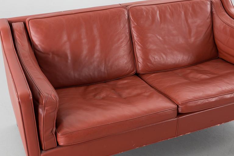 A BØRGE MOGENSEN SOFA.