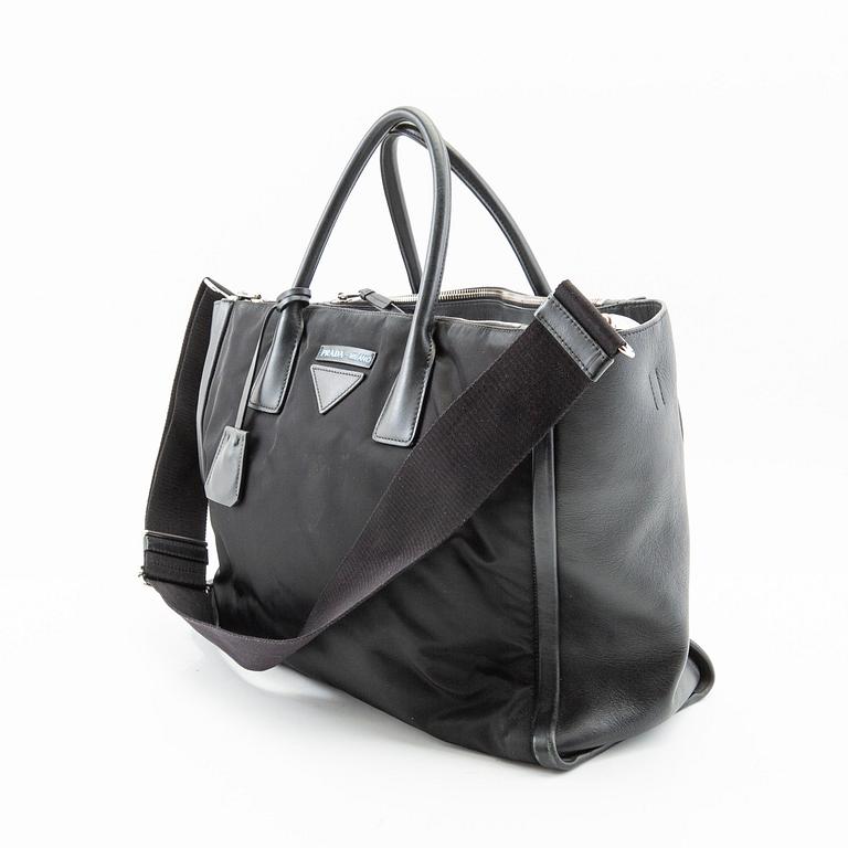 Prada, väska, "Concept".