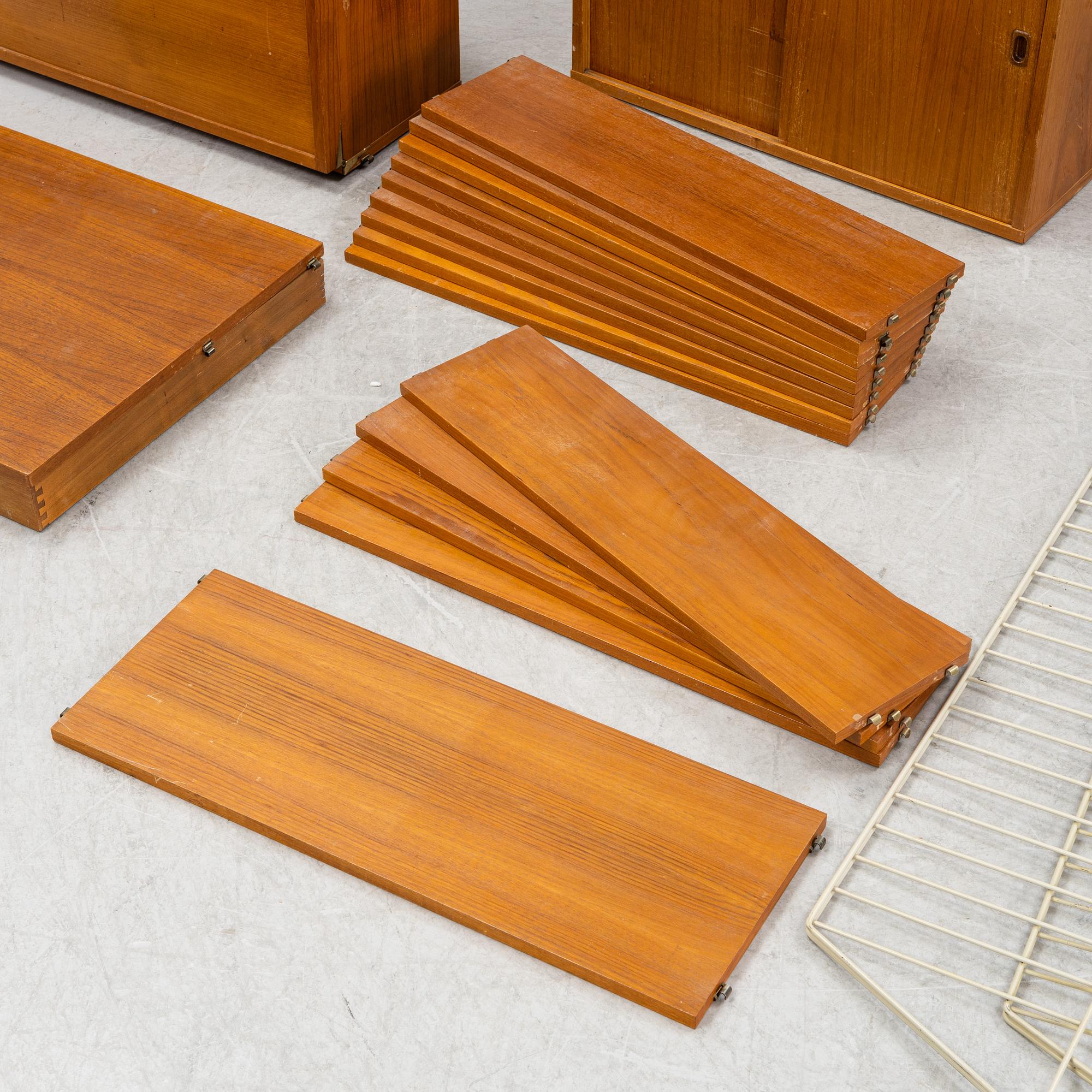 Nils Strinning, a shelf system, "String/BFB hyllan", String Design AB.