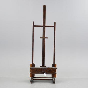 ATELJÉSTAFFLI, trä, 1900-talets mitt.