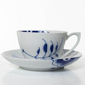 Royal Copenhagen, servisdelar, 27 st, porslin, "Blue Fluted Mega", Danmark.