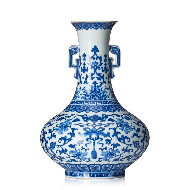 A blue and white vase, Qing dynasty, Jiaqing mark and period (1796-1820).