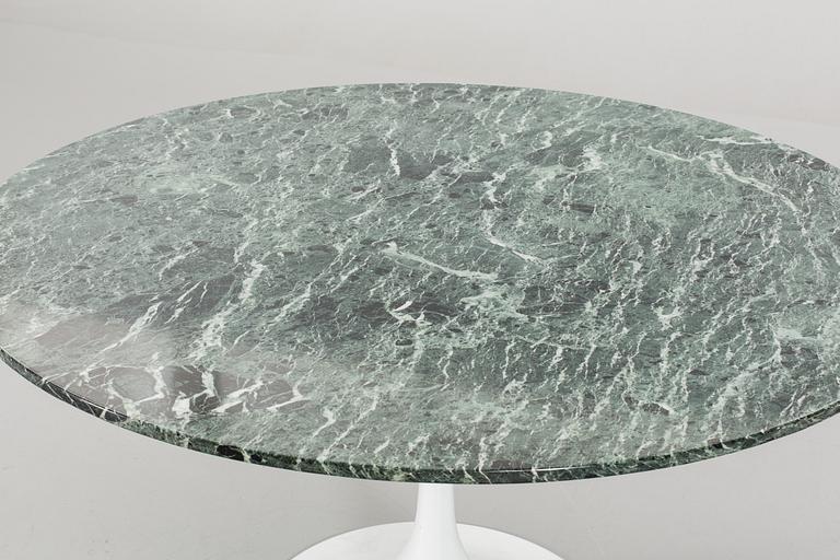 A PASTOE MARBLE TOP DINNER TABLE, 1970/80's.