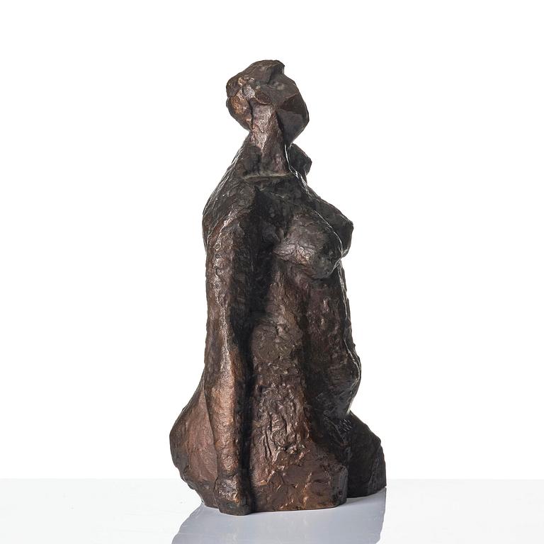 Arne Jones, Standing woman.