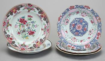 TALLRIKAR, 7 stycken. Porslin. Chien-Lung, Kina, 1736-1795.