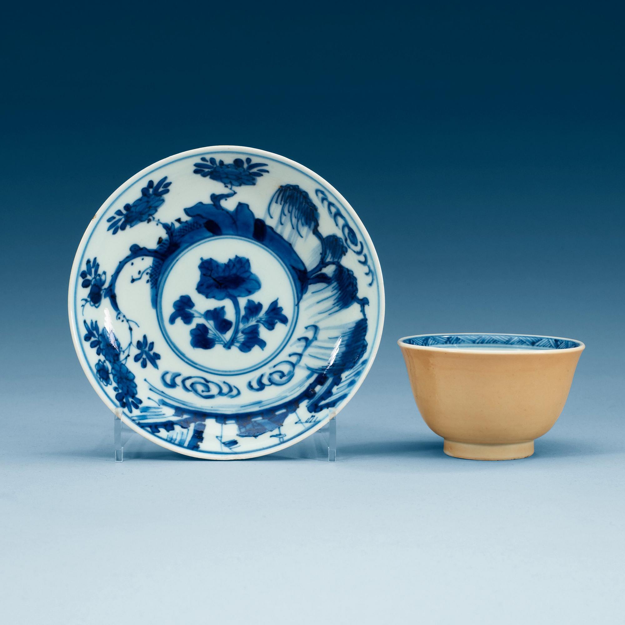 KOPP och FAT, porslin. Qing dynastin, Kangxi (1662-1722).