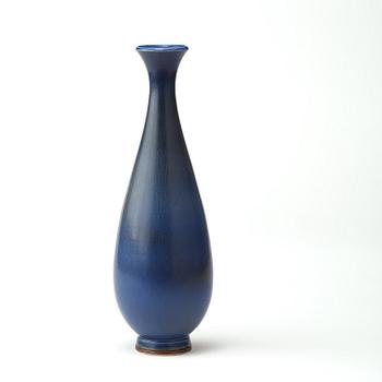 A Berndt Friberg stoneware vase, Gustavsberg studio, Sweden 1961.