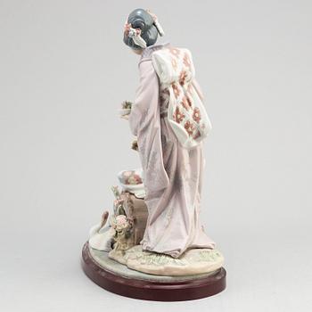 LLADRO, figurin, porslin. "Vår i Japan", 1984.
