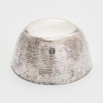 Tapio Wirkkala, a silver bowl, model TW 243, Kultakeskus, Hämeenlinna 1972.