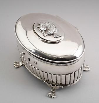 SOCKERSKRIN, silver, Petter Adolf Sjöberg, Stockholm 1822. Vikt ca 672 gram.