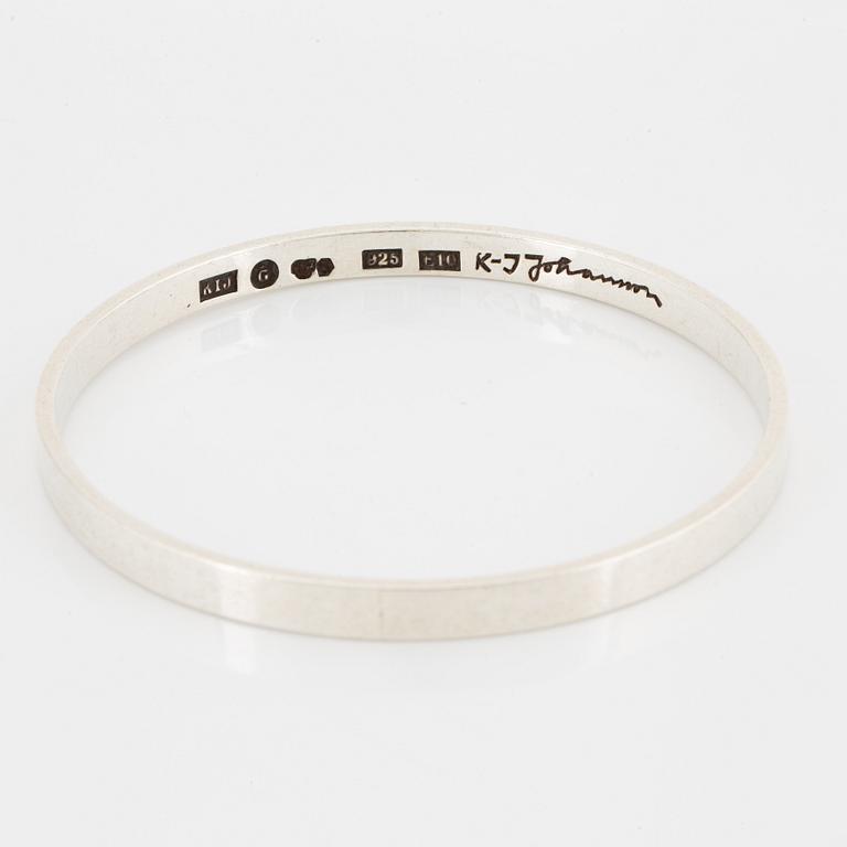 KARL-INGEMAR JOHANSSON, silver bangle.