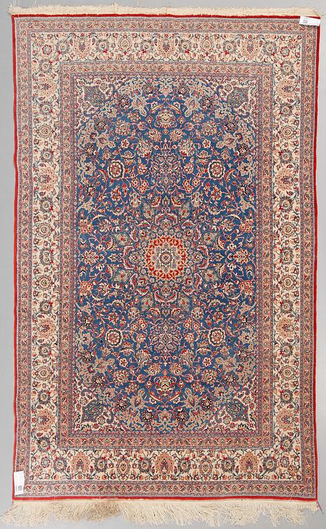 MATTA, sannolikt Isfahan, 237 x 153 cm.