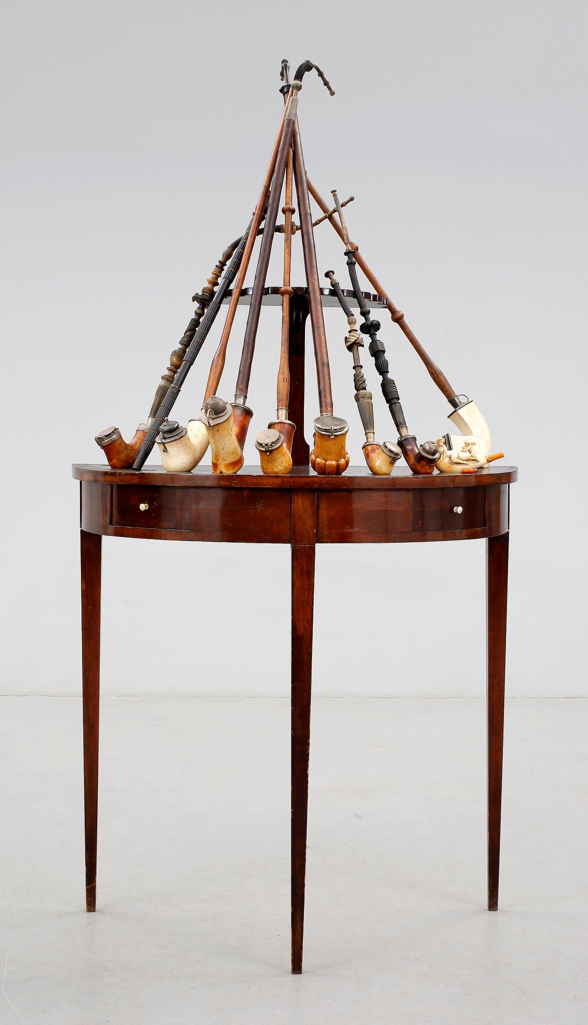 PIPBORD med 9st PIPOR, 1800/1900-tal.