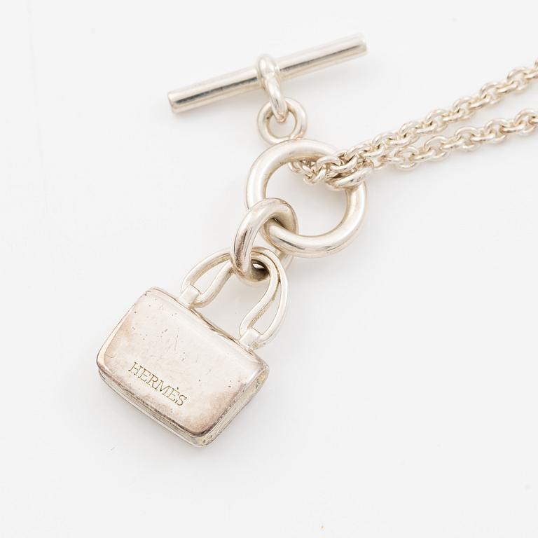 Hermès, Necklace / collar with charm, "Amulettes Constance", silver 925.