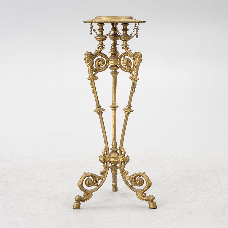 Piedestal, omkring år 1900.