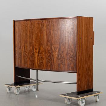 A DANISH 1970s ROSEWOOD BAR.