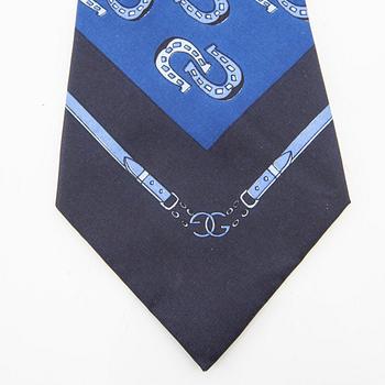 Gucci,.