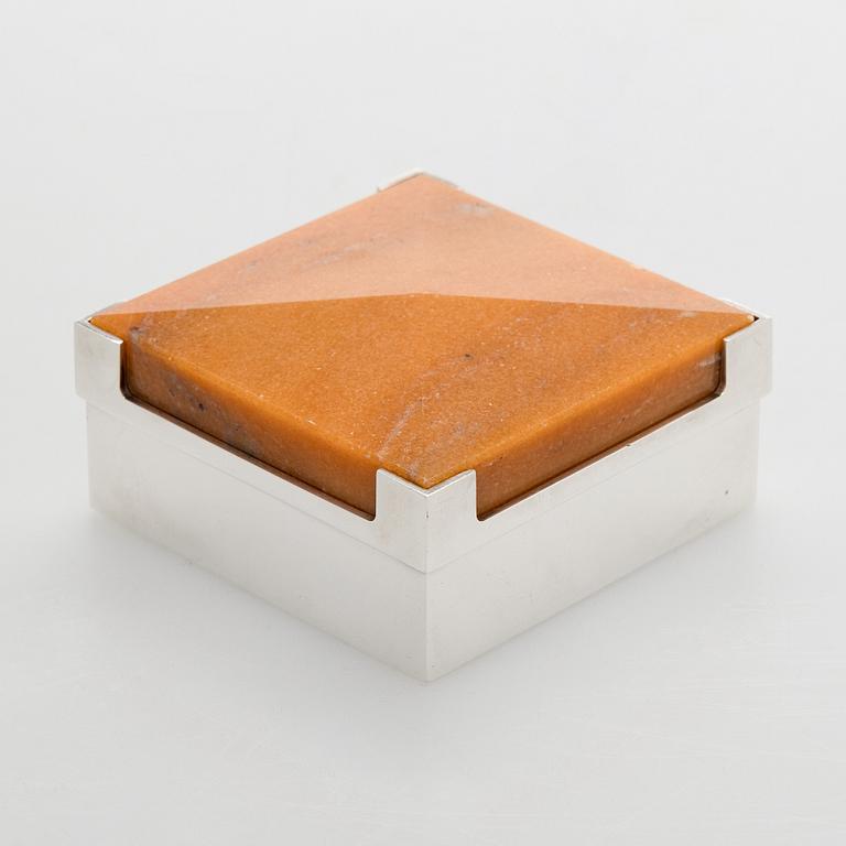 Bertel Gardberg, A lidded silver box with rosewood interior,  for Kultateollisuus, Turku 1968.