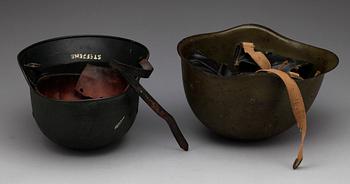 HJÄLMAR samt FEZER, 4 st, bla der wehrmacht, Tyskland, 1900-talets första hälft.