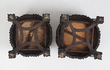 Bord, ett par, hardwood med infälld marmorskiva. Kina, omkring 1900.
