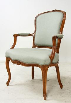 KARMSTOLAR, ett par, Louis XV, Frankrike, 1700-tal.