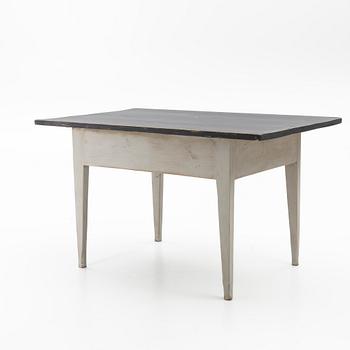 A table, 19th century.
