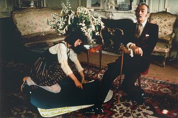 Ewa Rudling, "Joy Nicholson & Salvador Dali, Hotel Meurice, Paris" 1972.